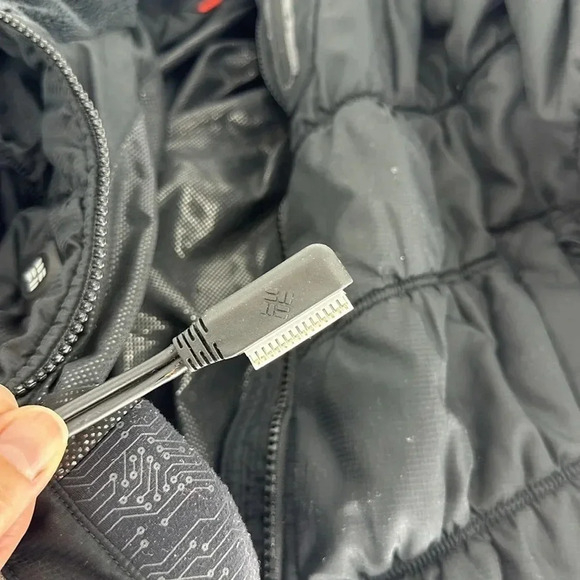 Columbia discontinued Snow Hottie Jacket - Picture 10 of 15